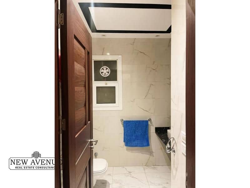 9 WhatsApp Image 2025-11-20 at 9.33. 47 PM (2). jpg