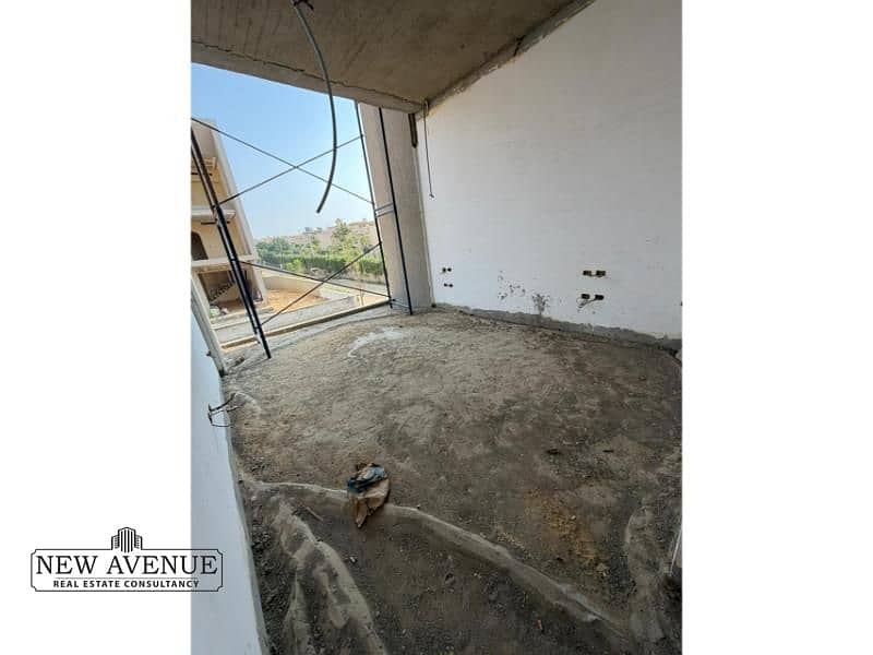 5 WhatsApp Image 2025-11-26 at 3.37. 59 PM (1). jpg