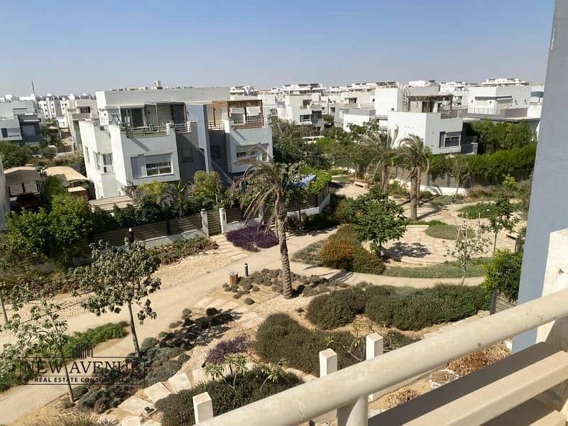 11 WhatsApp Image 2025-10-21 at 8.43. 10 PM. jpg