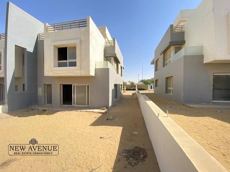 15 WhatsApp Image 2025-10-21 at 8.43. 13 PM. jpg