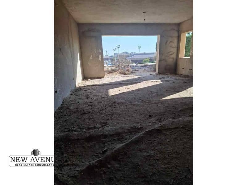 10 WhatsApp Image 2025-11-09 at 11.21. 34 PM. jpg