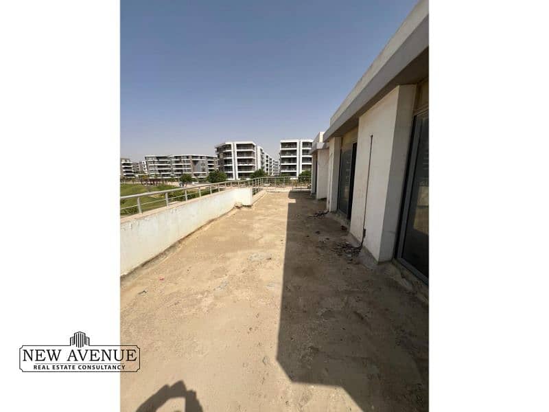 4 WhatsApp Image 2024-09-24 at 4.10. 29 PM. jpg