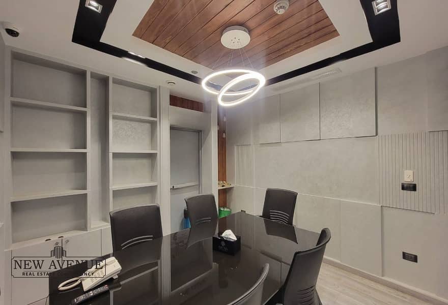 4 b0703072-363c-42b5-8cc1-5a888493417e. jpg