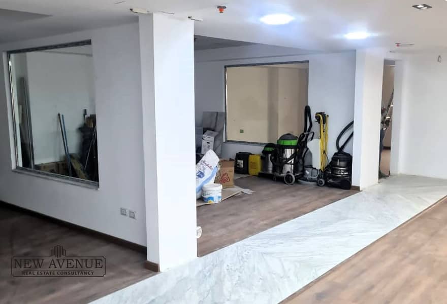 7 df47995d-4d00-4f36-b10a-0e6efe806398. jpg