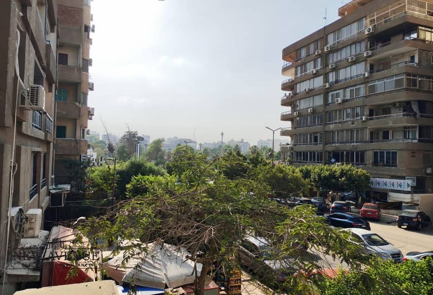 5 6d7e7879-ff29-42a5-a6ad-73282c55eb98. jpg