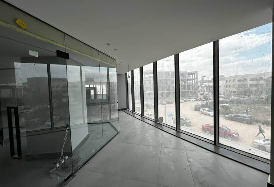 4 b7e97515-9617-4c7d-8e1d-e058918a8045. jpeg