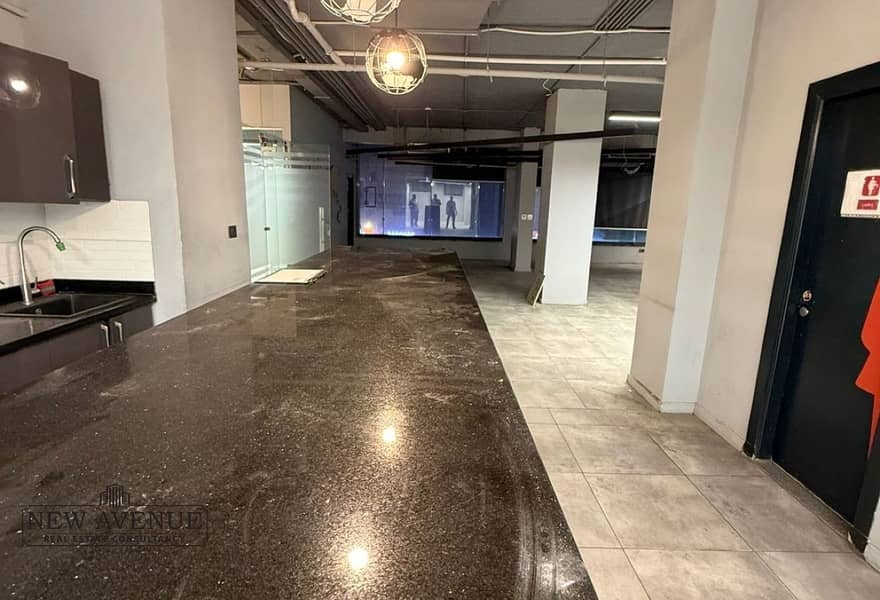 3 a42ae704-84d3-4d4d-a48a-ff6eecfef8f9. jpg