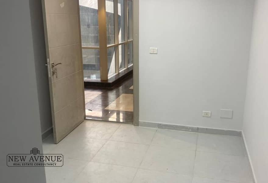 8 3bcc28c2-a2da-4aa8-a7c9-6b56666b7817. jpg