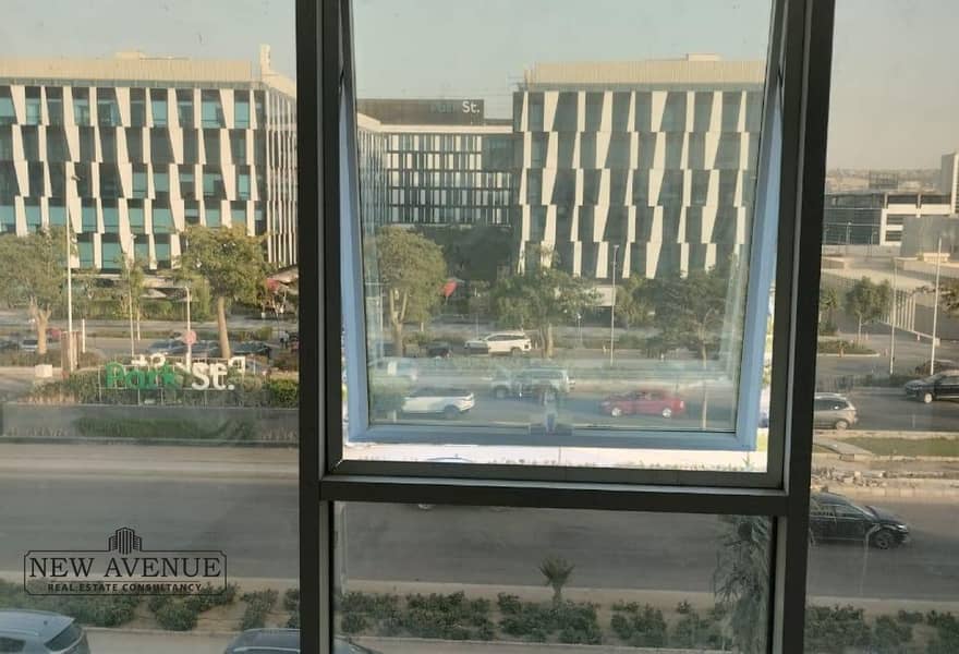 3 d04772bb-6148-4093-8b71-b6cdf098d7ed. jpg