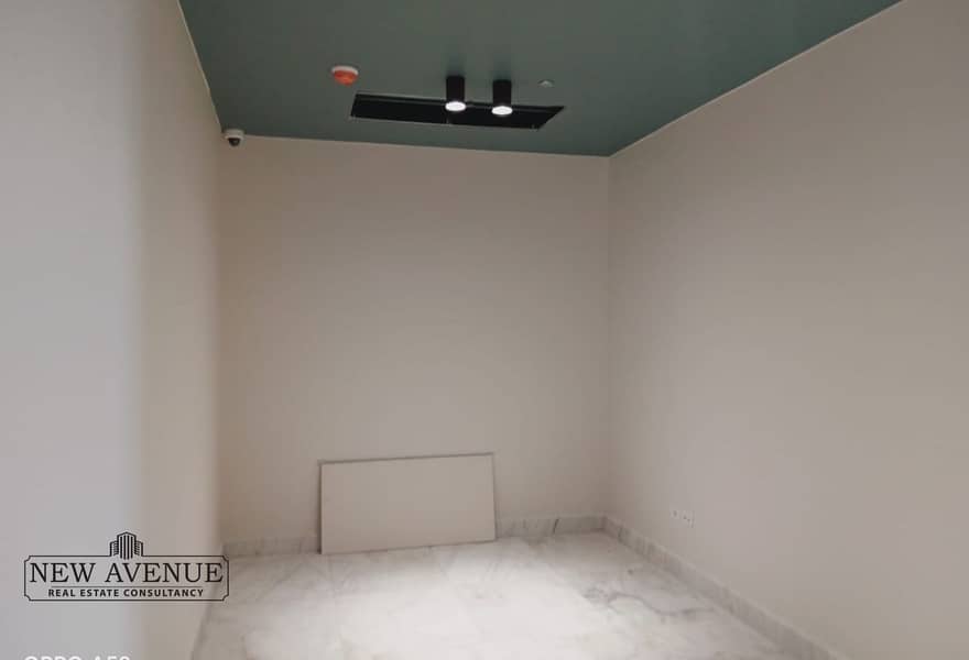 4 002650bb-0856-487f-a51c-bf6c2d0e2fdc. jpg