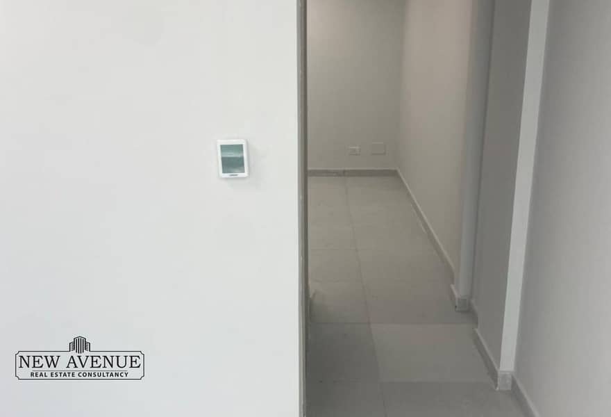 6 e226fc75-9b18-4e39-bc57-b2ee5aa7a84d. jpg