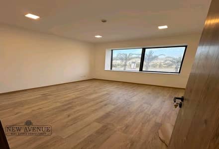 مکتب  للبيع في القاهرة الجديدة، القاهرة - 5c73324f-3760-4107-a7b2-b996914101da. jpg