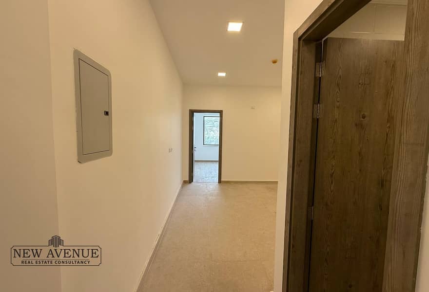 5 edf84fc4-f09d-410f-a8be-9376562c1543. jpg