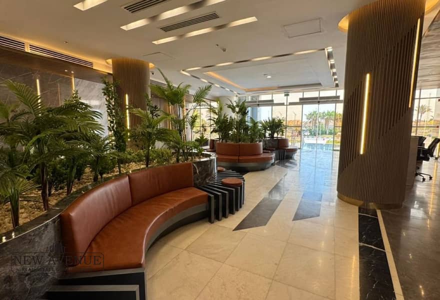 5 75579f61-64a2-4b7e-967a-d809e822a5c6. jpg