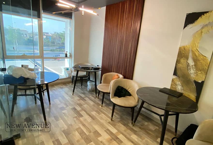 3 182e1275-095a-4040-98db-5ea1e25db197. jpg