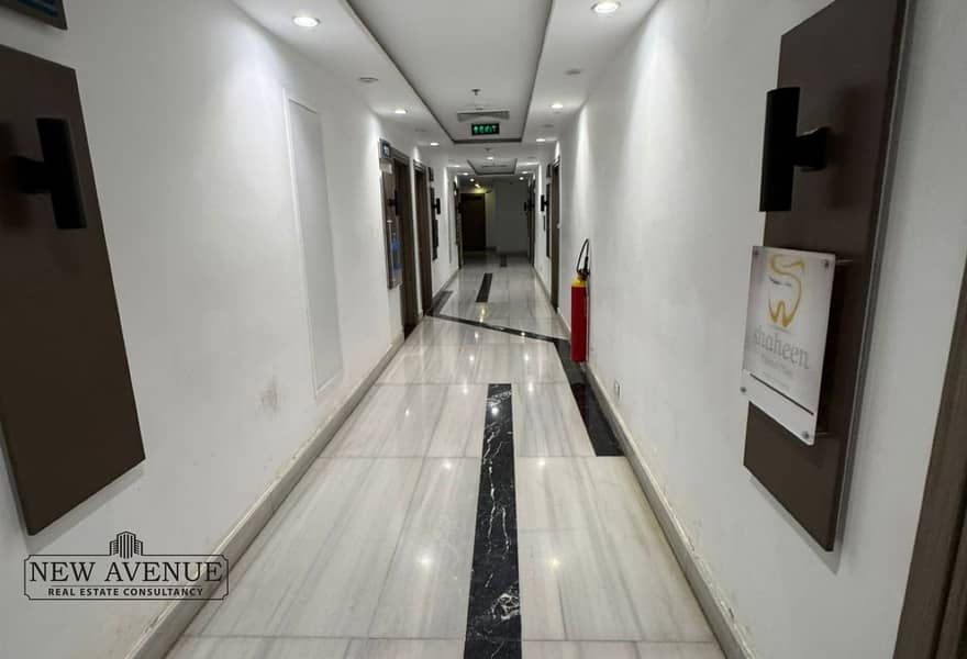 4 5ec0292e-dcc3-4750-a04b-f06c132fd501. jpg