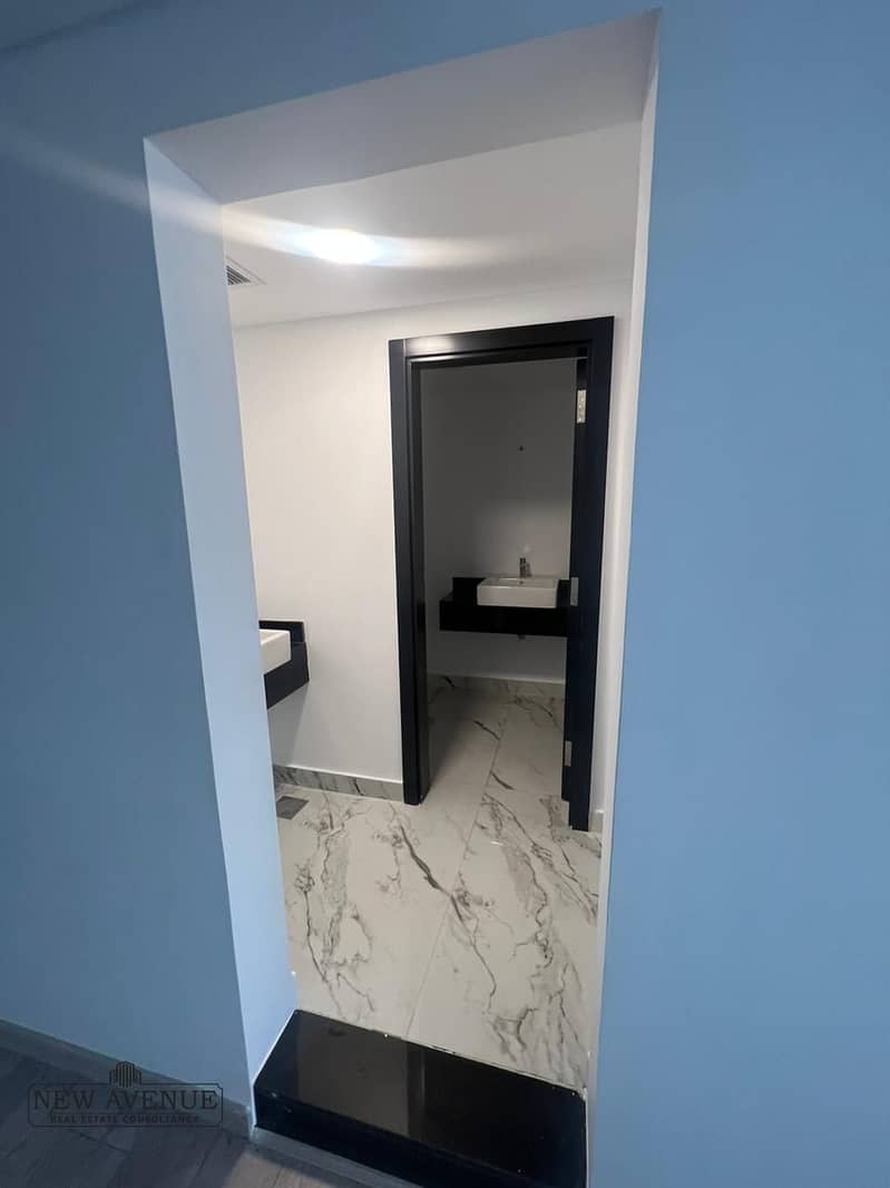 5 WhatsApp Image 2025-11-11 at 1.17. 35 PM. jpeg