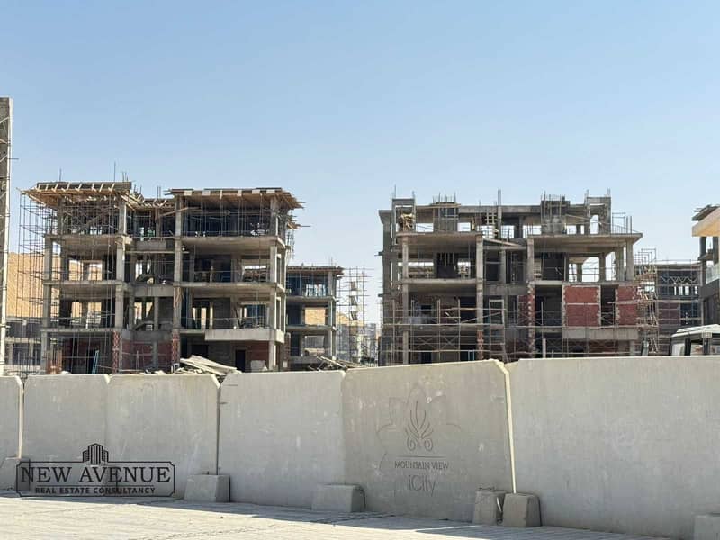 10 jYZjft4ioBbianisIXiI0hzUqodoD7UTZlglJkxK. jpg