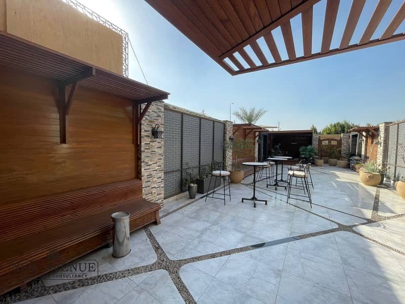 4 WhatsApp Image 2025-11-10 at 10.15. 33 PM (1). jpeg