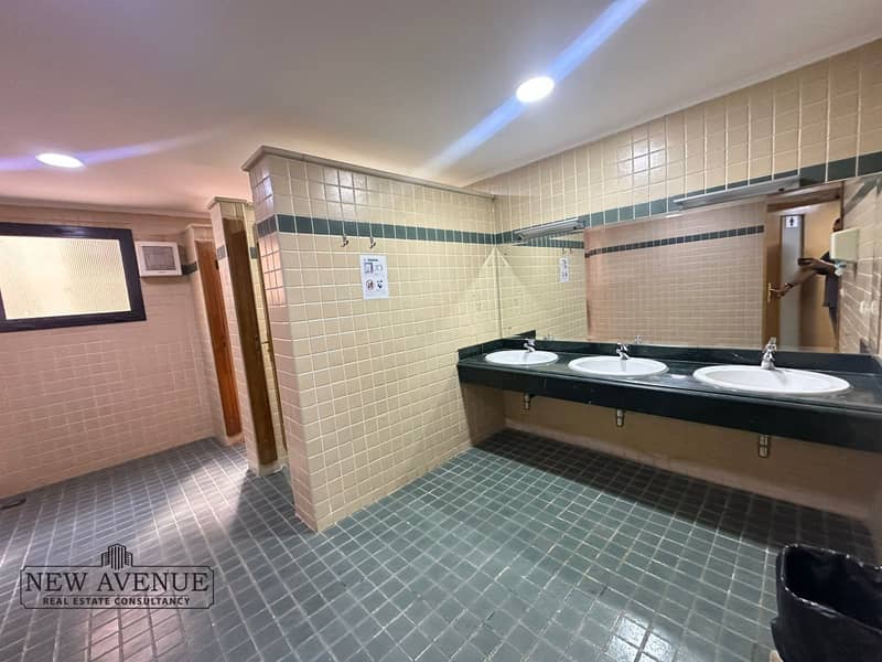 2 WhatsApp Image 2025-11-10 at 1.49. 22 PM (1). jpeg