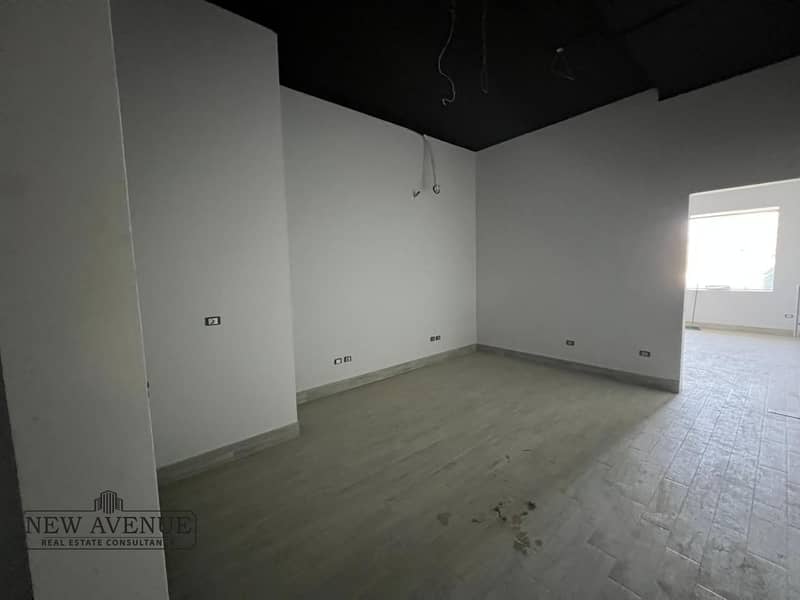 8 WhatsApp Image 2025-11-03 at 11.15. 15 AM (2). jpeg