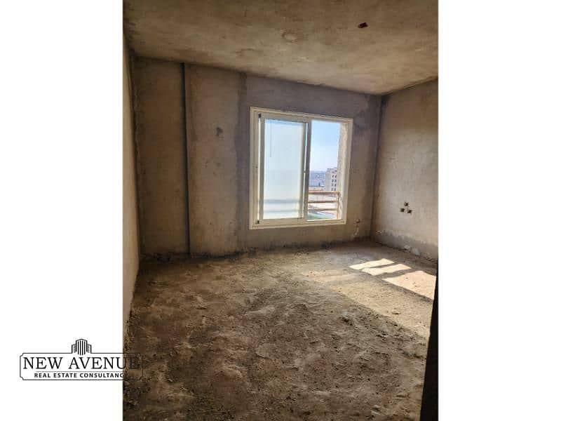 6 WhatsApp Image 2025-11-18 at 11.54. 21 AM (1). jpg