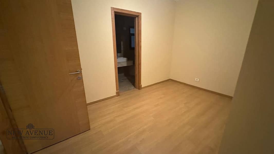 6 WhatsApp Image 2025-11-22 at 9.43. 32 PM. jpeg