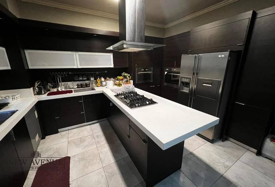 13 65217a26-1ed9-45d8-ad9f-6efc82c52f72_original (9). jpg