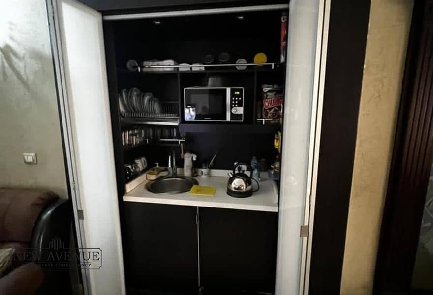 14 65217a26-1ed9-45d8-ad9f-6efc82c52f72_original (8). jpg