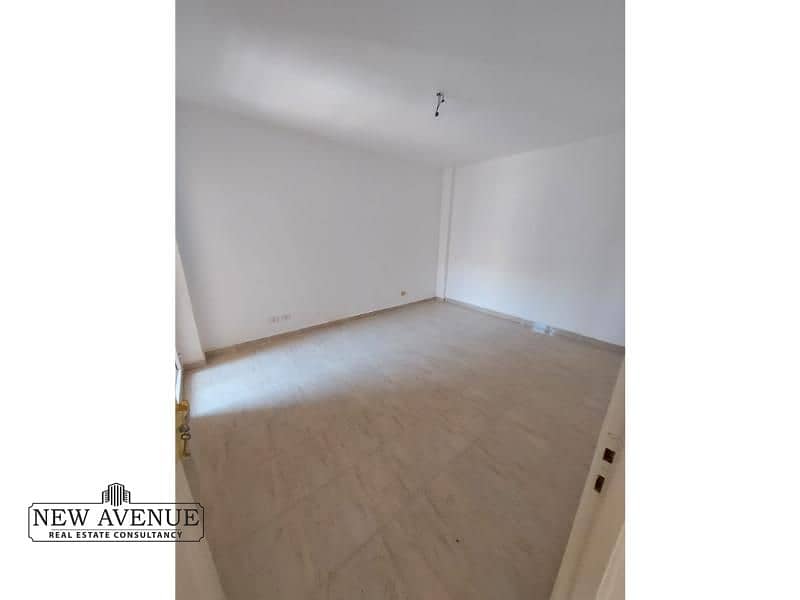 3 WhatsApp Image 2025-11-26 at 16.33. 52_fd3e0be2. jpg