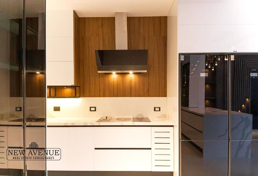 12 9ba35a9f-cfaa-4604-83f8-3ba7ba9a734e. jpg