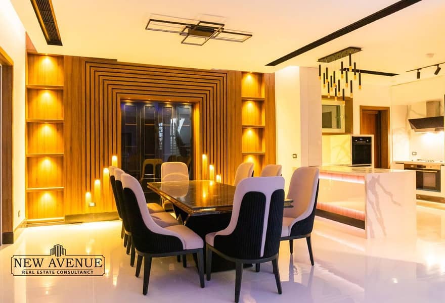 13 9b102c1b-442a-40e2-8b7c-a957d8847694. jpg