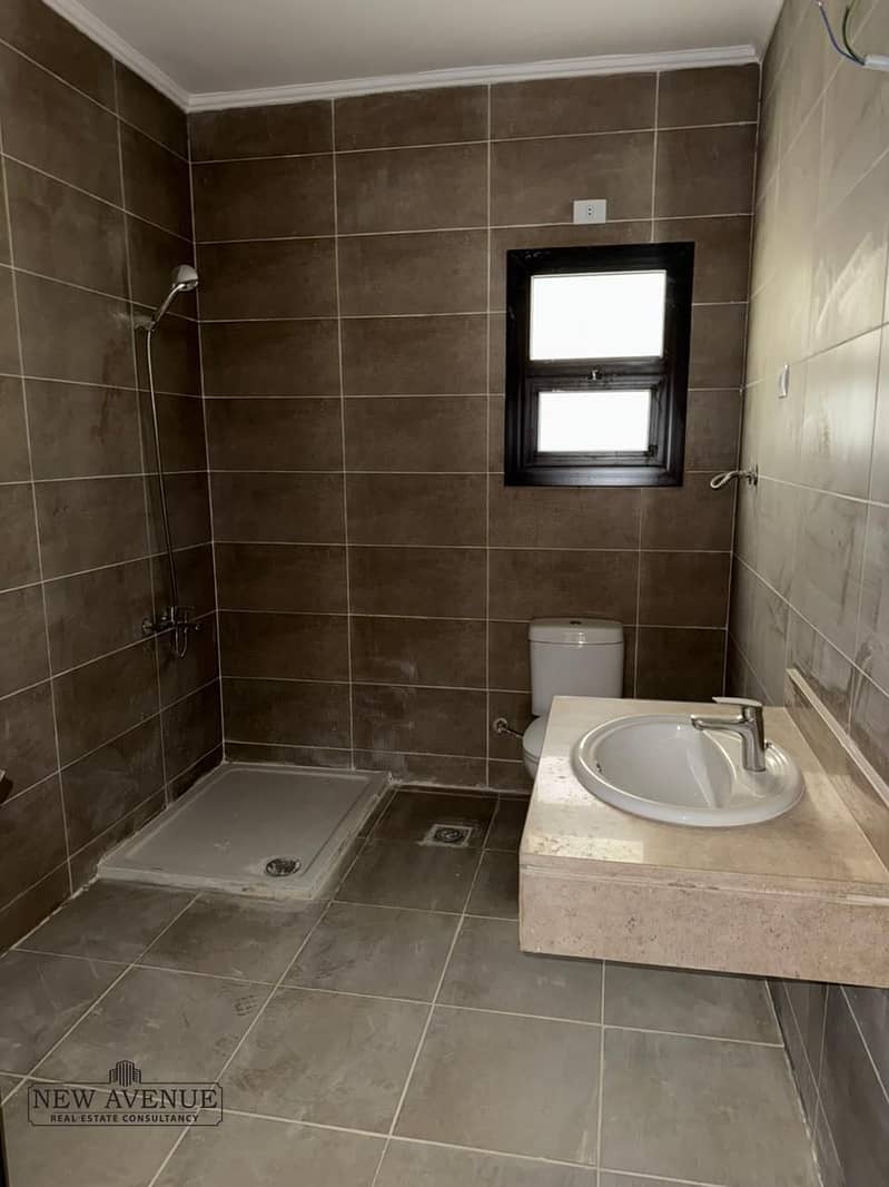 5 WhatsApp Image 2025-11-06 at 2.32. 46 PM (1). jpeg