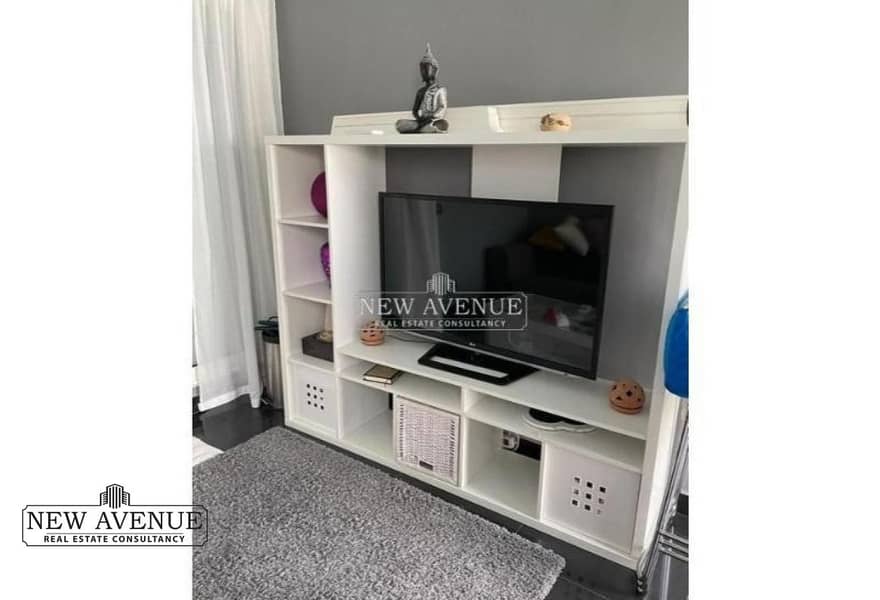 8 12253815-7cdd-4617-9a5f-83f3a5cd22ff. jpg