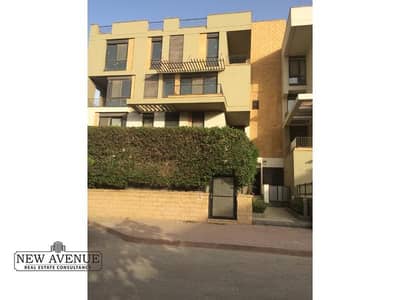 4 Bedroom Duplex for Sale in Sheikh Zayed, Giza - IMG-20251108-WA0031. jpg