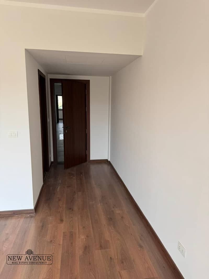 2 WhatsApp Image 2025-11-18 at 6.52. 50 PM (1). jpeg