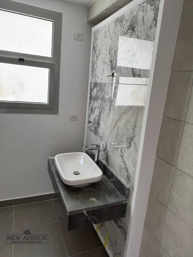 5 WhatsApp Image 2025-11-18 at 6.52. 51 PM (1). jpeg