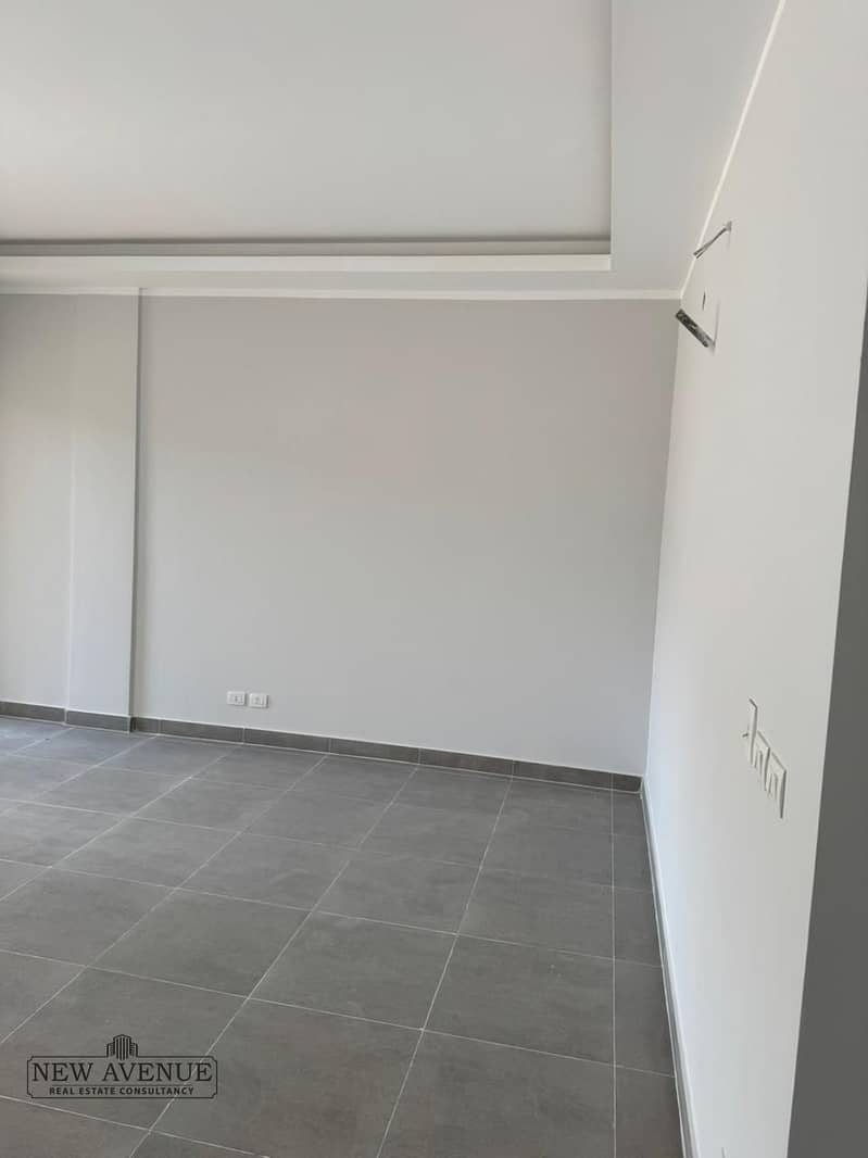 8 WhatsApp Image 2025-11-18 at 6.52. 52 PM. jpeg