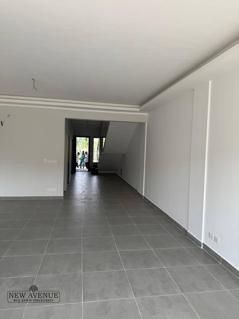 18 WhatsApp Image 2025-11-18 at 6.53. 00 PM (2). jpeg