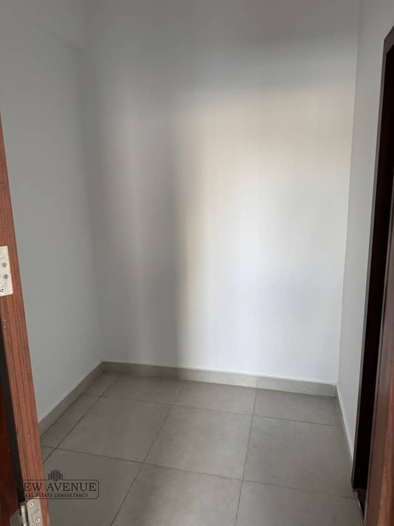 24 WhatsApp Image 2025-11-18 at 6.53. 02 PM (2). jpeg