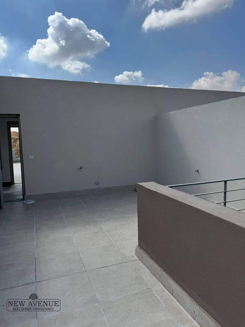 27 WhatsApp Image 2025-11-18 at 6.53. 03 PM (2). jpeg