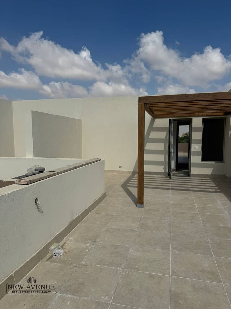 30 WhatsApp Image 2025-11-18 at 6.53. 04 PM (2). jpeg