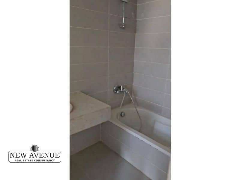 10 WhatsApp Image 2025-11-12 at 12.54. 47_08dfbcd2. jpg