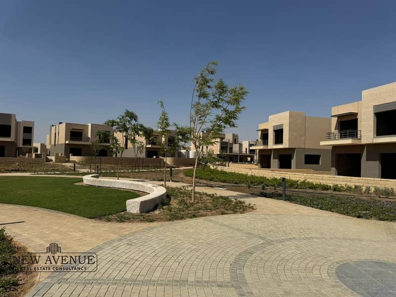 2 WhatsApp Image 2025-11-02 at 5.11. 43 PM. jpeg