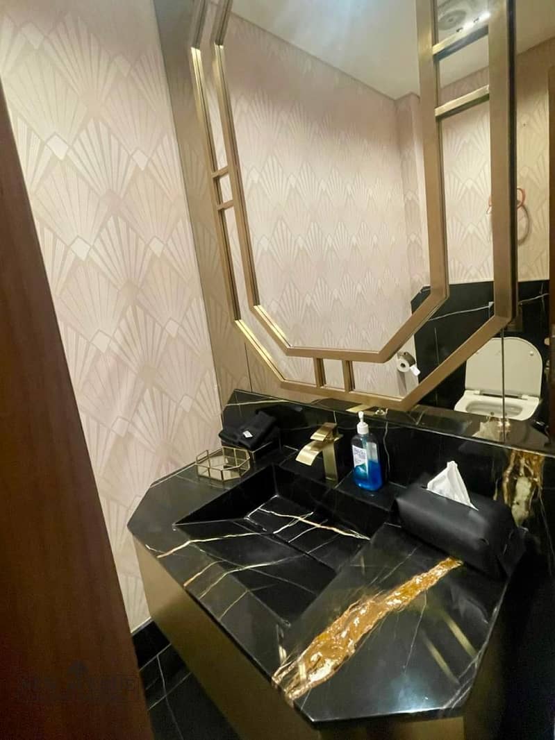 8 WhatsApp Image 2025-11-09 at 1.08. 21 PM (1). jpeg