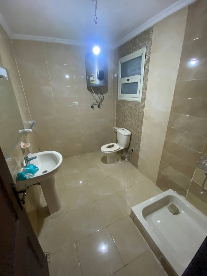 5 WhatsApp Image 2025-11-09 at 1.01. 06 PM (2). jpeg