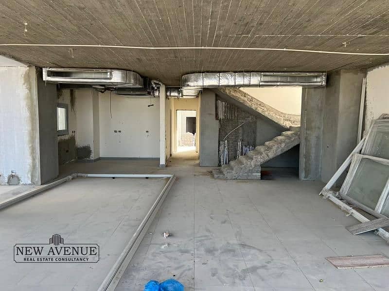 4 WhatsApp Image 2025-08-24 at 5.40. 59 PM (3). jpg