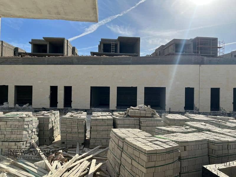 5 WhatsApp Image 2025-08-24 at 5.40. 59 PM. jpg