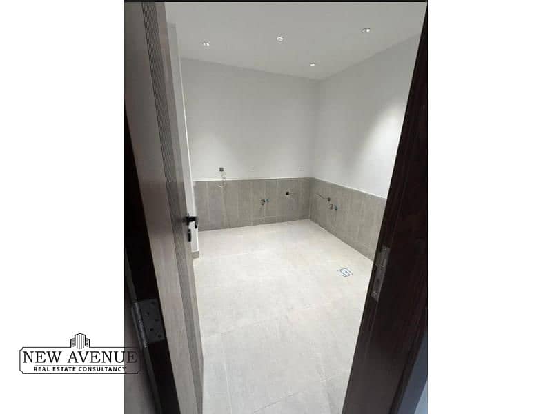 8 WhatsApp Image 2025-11-02 at 5.08. 25 PM. jpg