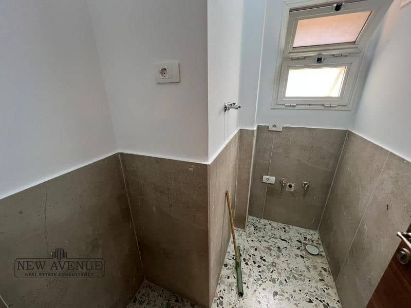 10 WhatsApp Image 2025-11-19 at 5.23. 14 PM (1). jpg